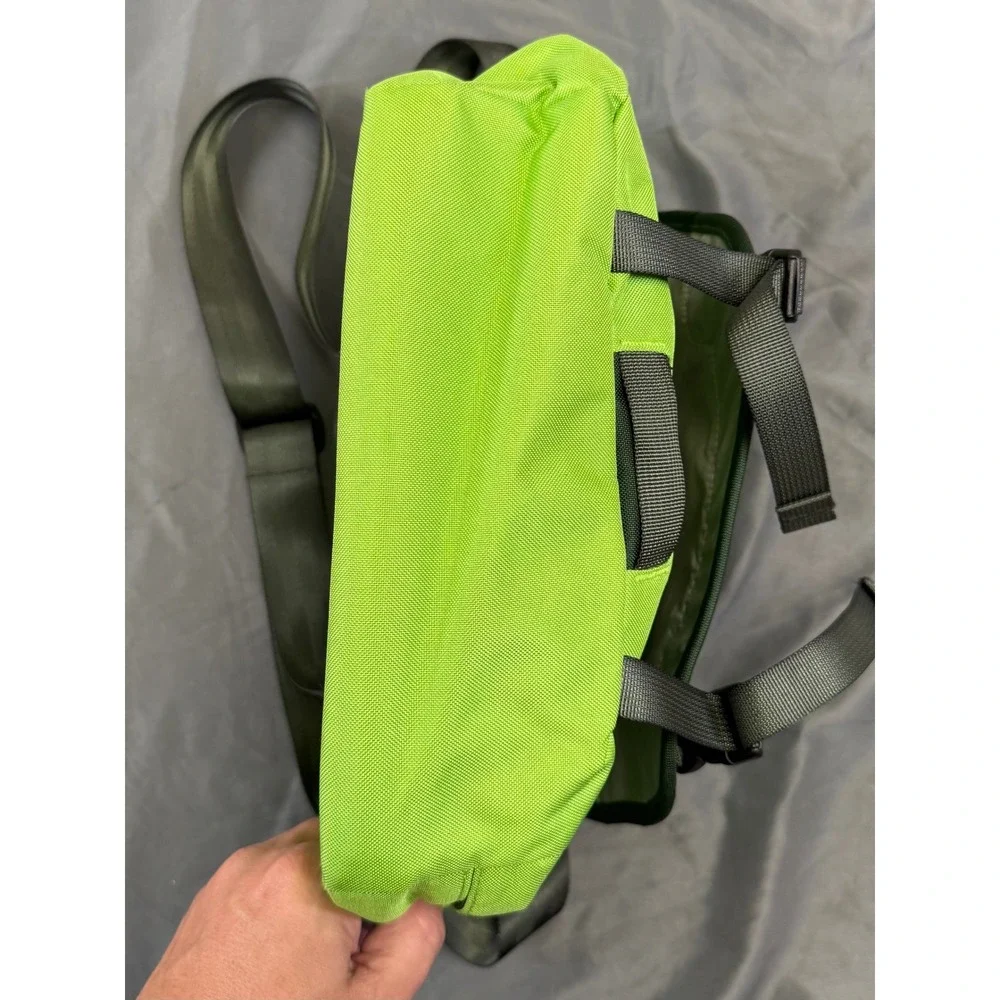 Patagonia MiniMass Messenger Bag Lime Green 48266 FA11 Laptop Commuter Bag